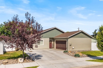 Irving Pl., Kennewick, Washington 99336, 3 Bedrooms Bedrooms, ,2 BathroomsBathrooms,Site Built-owned Lot,For Sale,Irving Pl.,285013