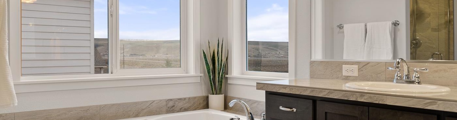 Smitty Dr, Richland, Washington 99352, 4 Bedrooms Bedrooms, ,4 BathroomsBathrooms,For Sale,Smitty Dr,285012