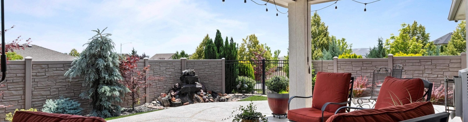 Riverbend Dr, Richland, Washington 99352, 4 Bedrooms Bedrooms, ,3 BathroomsBathrooms,For Sale,Riverbend Dr,285011