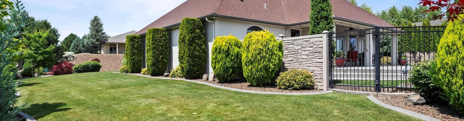 Riverbend Dr, Richland, Washington 99352, 4 Bedrooms Bedrooms, ,3 BathroomsBathrooms,For Sale,Riverbend Dr,285011
