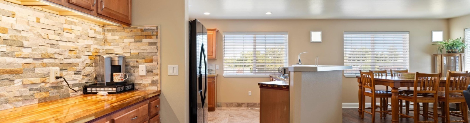 Canyon Ave, Kennewick, Washington 99336, 4 Bedrooms Bedrooms, ,4 BathroomsBathrooms,For Sale,Canyon Ave,285008