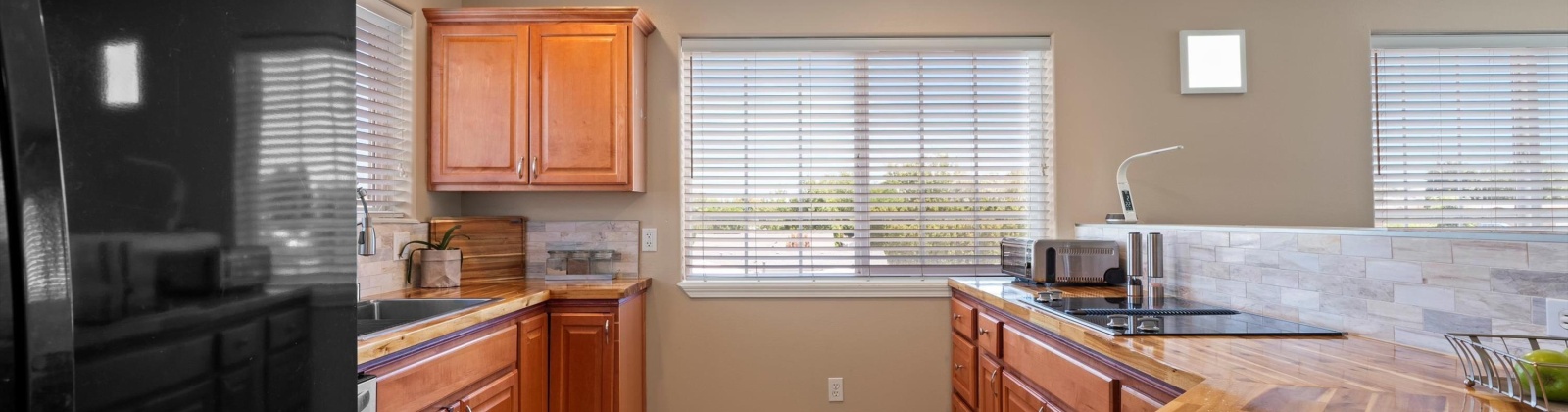 Canyon Ave, Kennewick, Washington 99336, 4 Bedrooms Bedrooms, ,4 BathroomsBathrooms,For Sale,Canyon Ave,285008