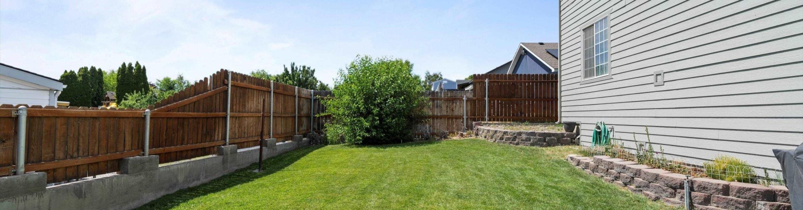 Canyon Ave, Kennewick, Washington 99336, 4 Bedrooms Bedrooms, ,4 BathroomsBathrooms,For Sale,Canyon Ave,285008