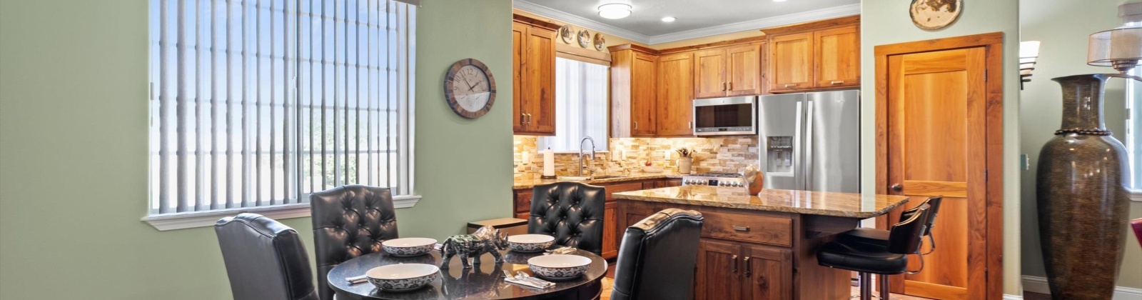 Canyon Ave, Kennewick, Washington 99336, 4 Bedrooms Bedrooms, ,4 BathroomsBathrooms,For Sale,Canyon Ave,285008