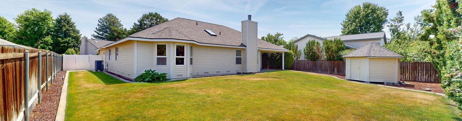 Westmoreland Drive, Richland, Washington 99354, 4 Bedrooms Bedrooms, ,2 BathroomsBathrooms,Site Built-owned Lot,For Sale,Westmoreland Drive,285007