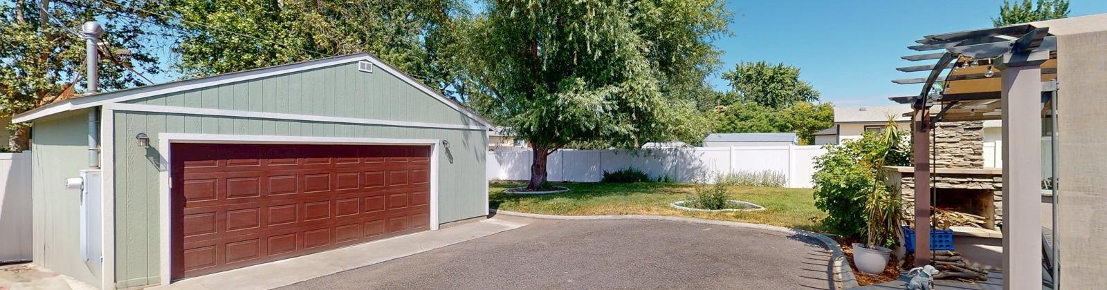 Newcomer Street, Richland, Washington 99354, 4 Bedrooms Bedrooms, ,2 BathroomsBathrooms,Site Built-owned Lot,For Sale,Newcomer Street,284988
