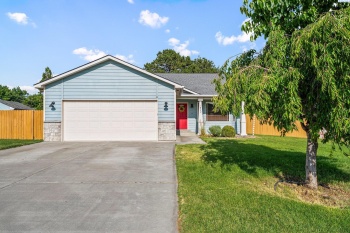 Ala Moana, West Richland, Washington 99353, 3 Bedrooms Bedrooms, ,2 BathroomsBathrooms,Site Built-owned Lot,For Sale,Ala Moana,284995