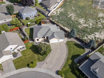 32nd Ave, Kennewick, Washington 99337, 3 Bedrooms Bedrooms, ,2 BathroomsBathrooms,Site Built-owned Lot,For Sale,32nd Ave,285000