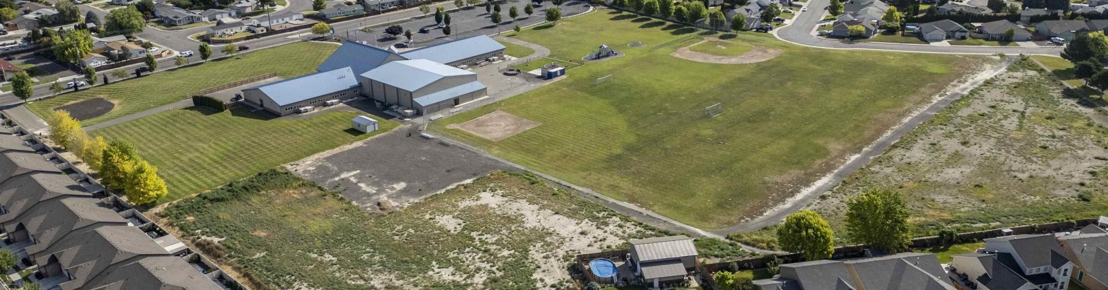 32nd Ave, Kennewick, Washington 99337, 3 Bedrooms Bedrooms, ,2 BathroomsBathrooms,Site Built-owned Lot,For Sale,32nd Ave,285000