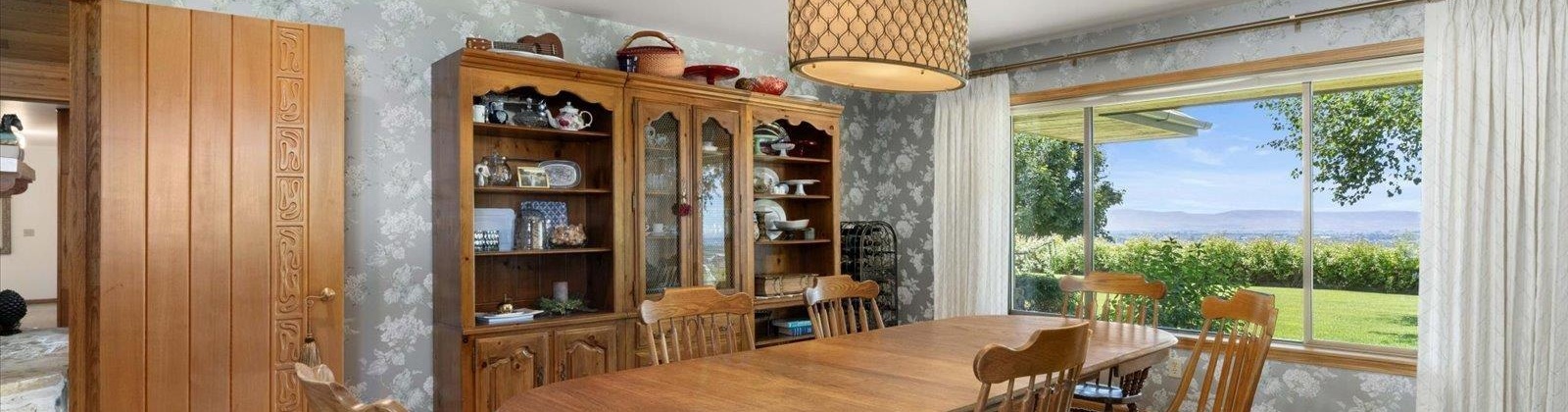 Olsen Road, Grandview, Washington 98930, 4 Bedrooms Bedrooms, ,5 BathroomsBathrooms,For Sale,Olsen Road,284996