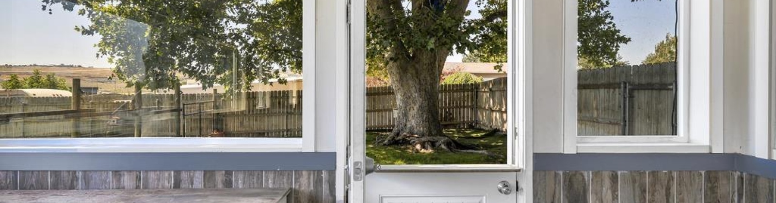 Travis Lane, Kennewick, Washington 99338, 4 Bedrooms Bedrooms, ,3 BathroomsBathrooms,Site Built-owned Lot,For Rent,Travis Lane,285016