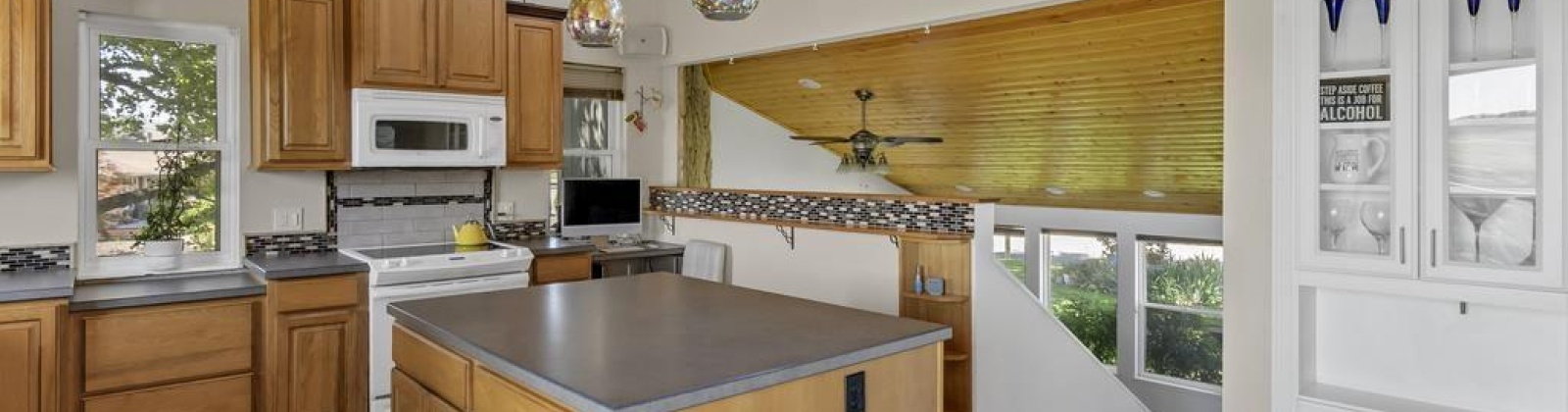 Travis Lane, Kennewick, Washington 99338, 4 Bedrooms Bedrooms, ,3 BathroomsBathrooms,Site Built-owned Lot,For Rent,Travis Lane,285016