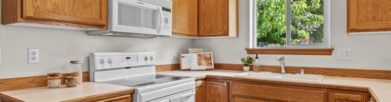 Arthur Ct., Kennewick, Washington 99338, 3 Bedrooms Bedrooms, ,2 BathroomsBathrooms,Site Built-owned Lot,For Sale,Arthur Ct.,285019