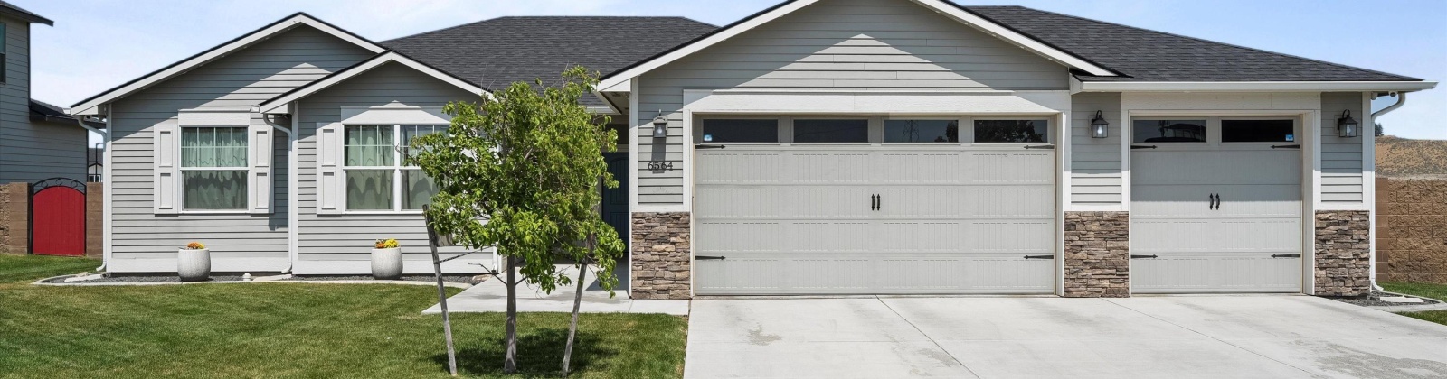 38th, Kennewick, Washington 99338, 3 Bedrooms Bedrooms, ,2 BathroomsBathrooms,Site Built-owned Lot,For Sale,38th,285017