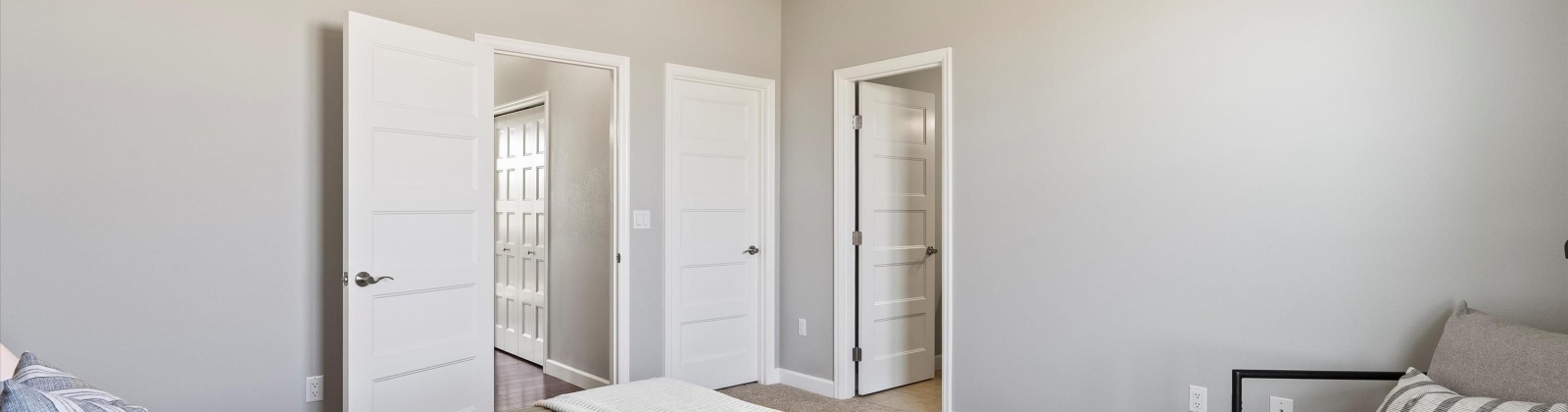 38th, Kennewick, Washington 99338, 3 Bedrooms Bedrooms, ,2 BathroomsBathrooms,Site Built-owned Lot,For Sale,38th,285017