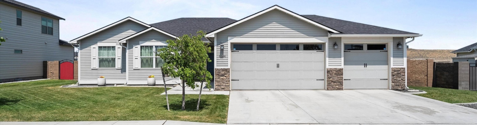 38th, Kennewick, Washington 99338, 3 Bedrooms Bedrooms, ,2 BathroomsBathrooms,Site Built-owned Lot,For Sale,38th,285017