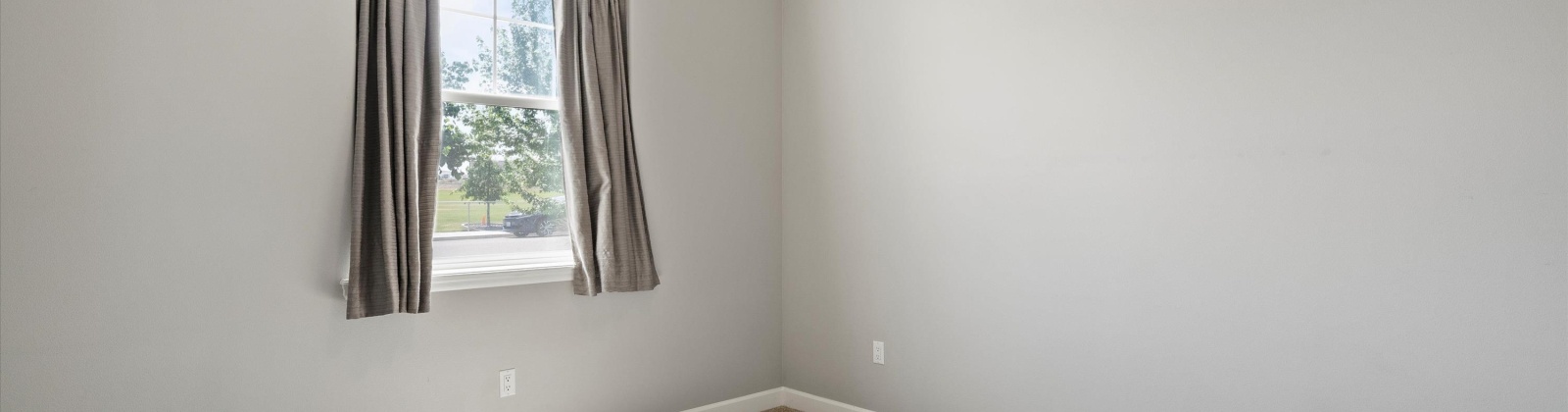 38th, Kennewick, Washington 99338, 3 Bedrooms Bedrooms, ,2 BathroomsBathrooms,Site Built-owned Lot,For Sale,38th,285017