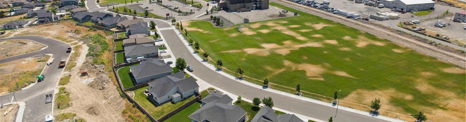 38th, Kennewick, Washington 99338, 3 Bedrooms Bedrooms, ,2 BathroomsBathrooms,Site Built-owned Lot,For Sale,38th,285017