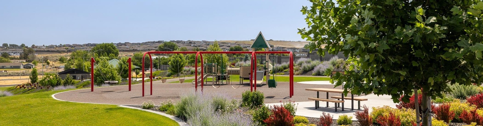 Lennox St, West Richland, Washington 99353, 3 Bedrooms Bedrooms, ,2 BathroomsBathrooms,Site Built-owned Lot,For Sale,Lennox St,285020