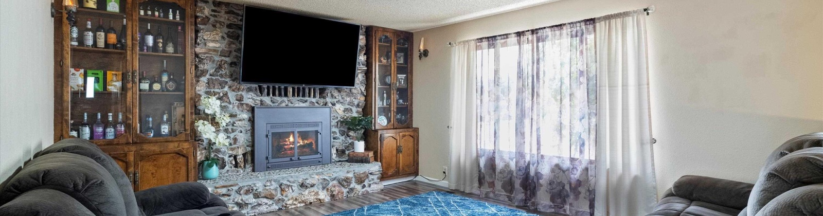 8th Ave, Kennewick, Washington 99337, 5 Bedrooms Bedrooms, ,3 BathroomsBathrooms,Site Built-owned Lot,For Sale,8th Ave,285022