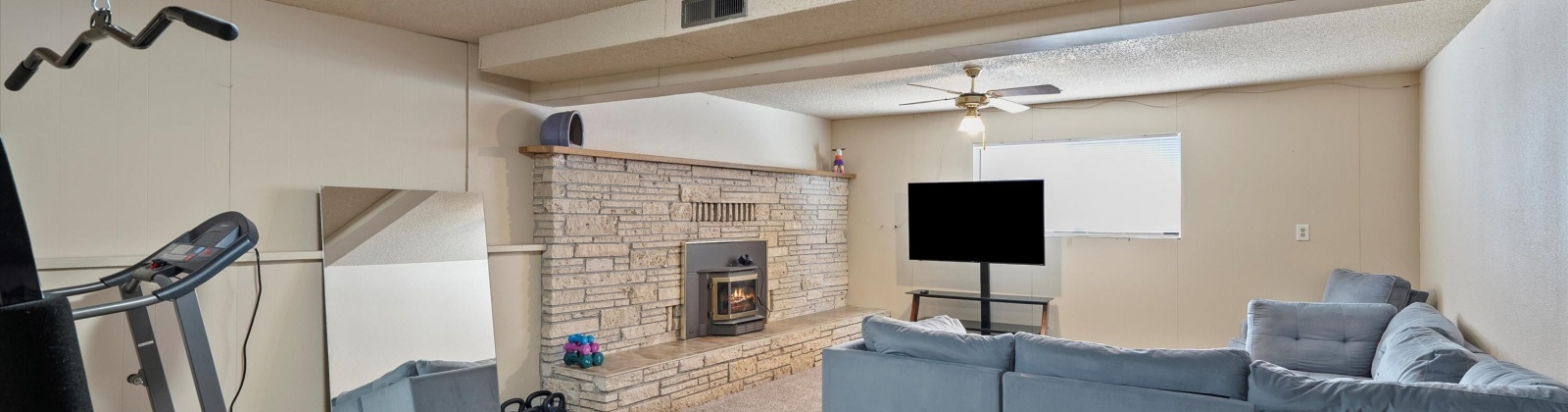 8th Ave, Kennewick, Washington 99337, 5 Bedrooms Bedrooms, ,3 BathroomsBathrooms,Site Built-owned Lot,For Sale,8th Ave,285022