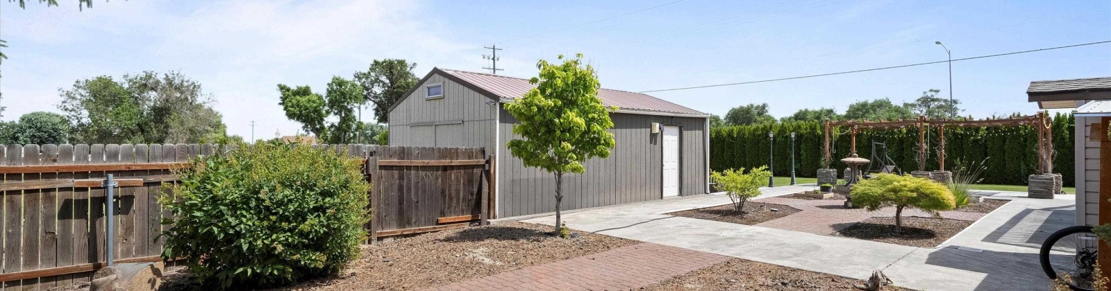 8th Ave, Kennewick, Washington 99337, 5 Bedrooms Bedrooms, ,3 BathroomsBathrooms,Site Built-owned Lot,For Sale,8th Ave,285022