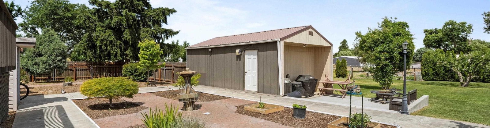 8th Ave, Kennewick, Washington 99337, 5 Bedrooms Bedrooms, ,3 BathroomsBathrooms,Site Built-owned Lot,For Sale,8th Ave,285022