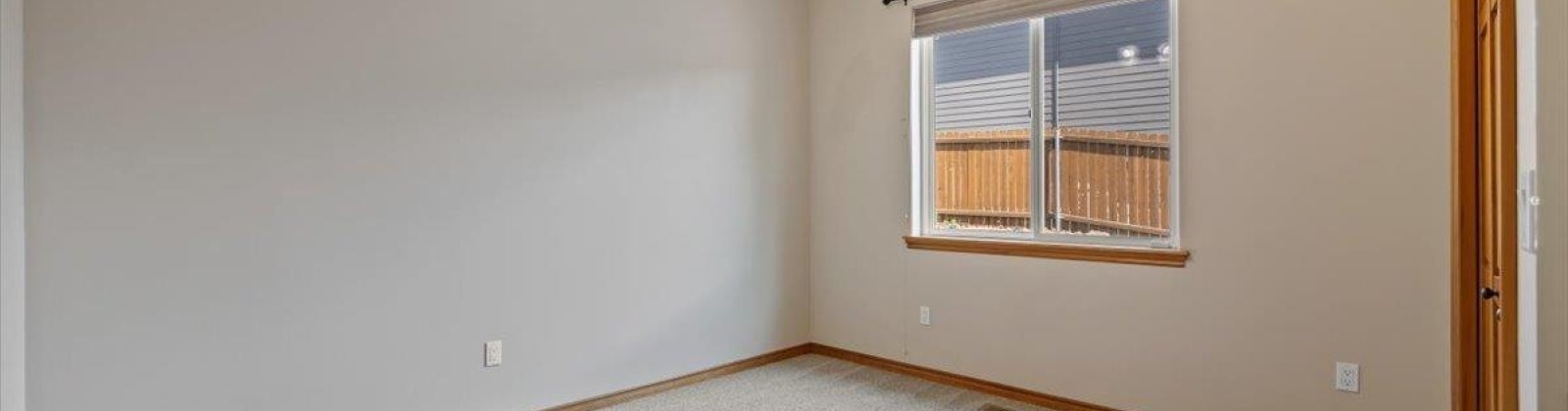 Nevada St., Kennewick, Washington 99336, 4 Bedrooms Bedrooms, ,2 BathroomsBathrooms,Site Built-owned Lot,For Sale,Nevada St.,285023