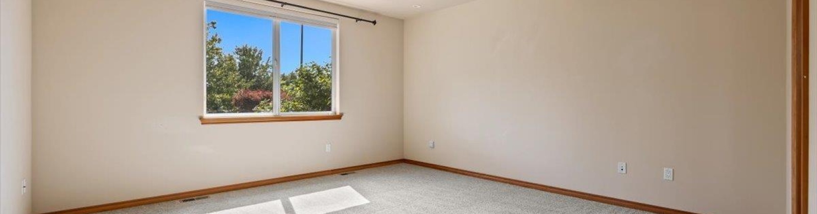 Nevada St., Kennewick, Washington 99336, 4 Bedrooms Bedrooms, ,2 BathroomsBathrooms,Site Built-owned Lot,For Sale,Nevada St.,285023