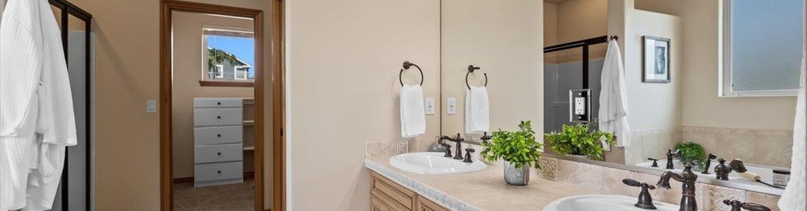 Nevada St., Kennewick, Washington 99336, 4 Bedrooms Bedrooms, ,2 BathroomsBathrooms,Site Built-owned Lot,For Sale,Nevada St.,285023