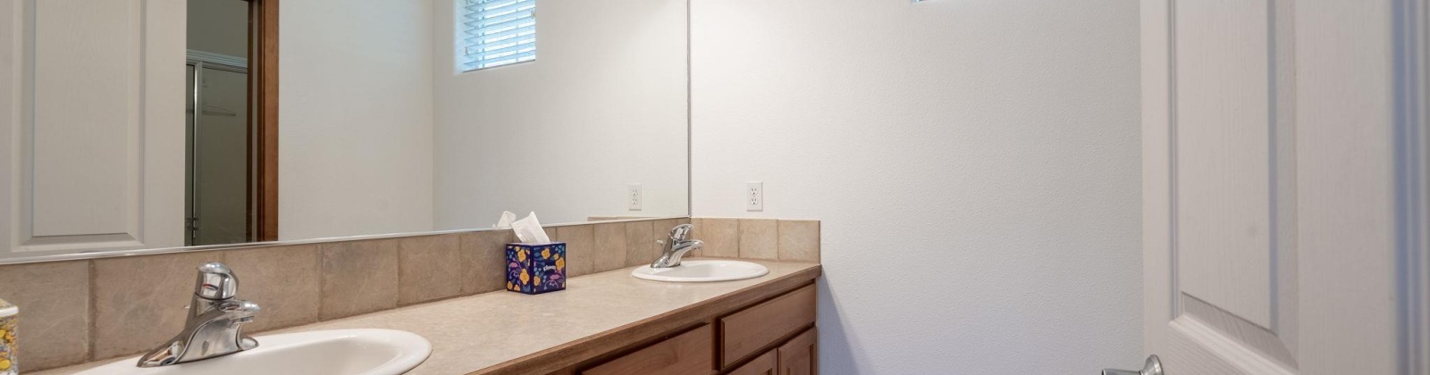 21st Ave, Kennewick, Washington 99338, 2 Bedrooms Bedrooms, ,2 BathroomsBathrooms,Condos/townhomes,For Sale,21st Ave,285041