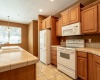 21st Ave, Kennewick, Washington 99338, 2 Bedrooms Bedrooms, ,2 BathroomsBathrooms,Condos/townhomes,For Sale,21st Ave,285041