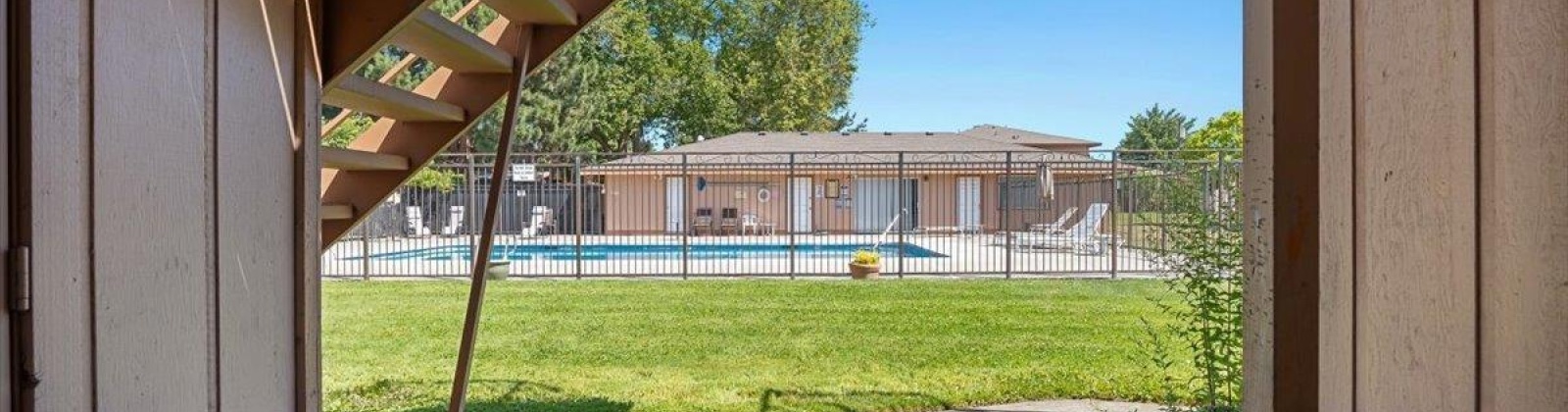 Hood Ave, Kennewick, Washington 99336, 2 Bedrooms Bedrooms, ,1 BathroomBathrooms,Condo,For Sale,Hood Ave,285040