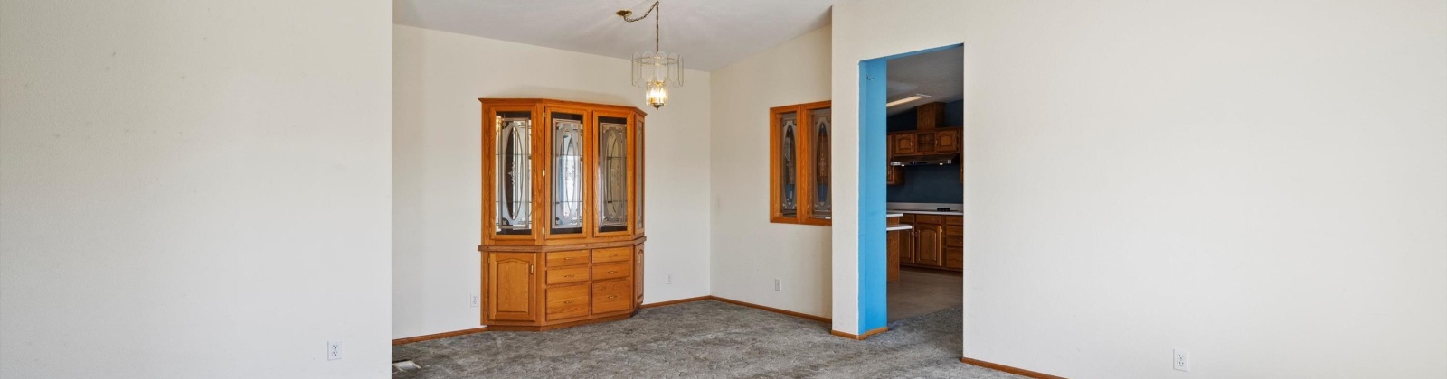 Robideaux Rd., Pasco, Washington 99301, 3 Bedrooms Bedrooms, ,2 BathroomsBathrooms,Manufactured-owned Lot,For Sale,Robideaux Rd.,285039