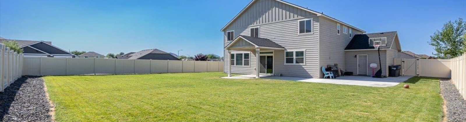 Curtis Dr, West Richland, Washington 99353, 4 Bedrooms Bedrooms, ,3 BathroomsBathrooms,For Sale,Curtis Dr,285034