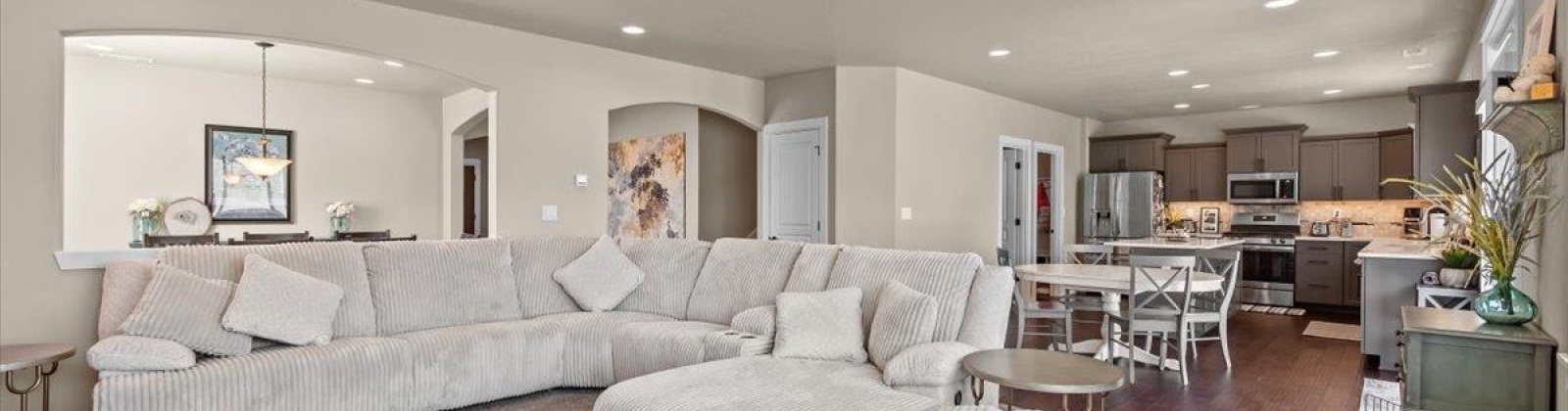 Curtis Dr, West Richland, Washington 99353, 4 Bedrooms Bedrooms, ,3 BathroomsBathrooms,For Sale,Curtis Dr,285034