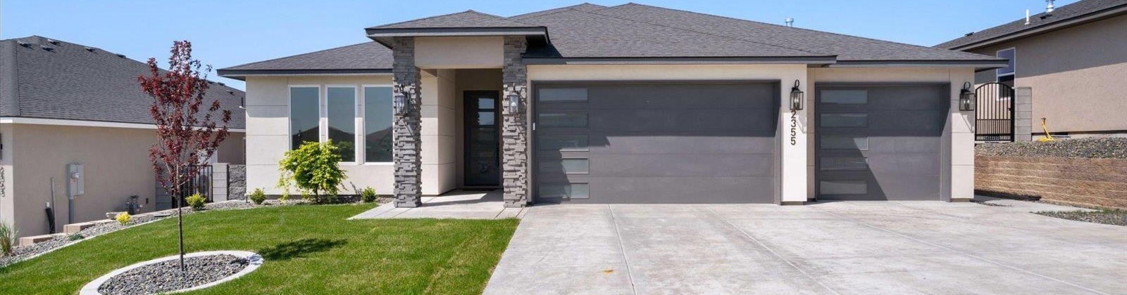 Upriver, Richland, Washington 99352, 4 Bedrooms Bedrooms, ,3 BathroomsBathrooms,Site Built-owned Lot,For Sale,Upriver,281666