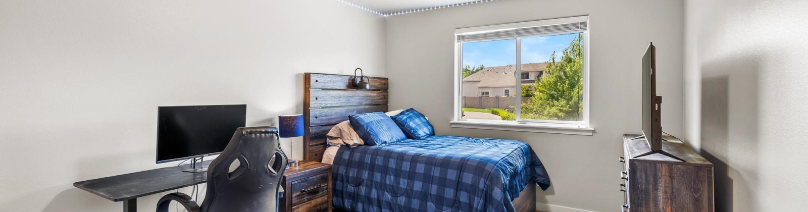 Kensington Way, Richland, Washington 99352, 4 Bedrooms Bedrooms, ,3 BathroomsBathrooms,For Sale,Kensington Way,285052