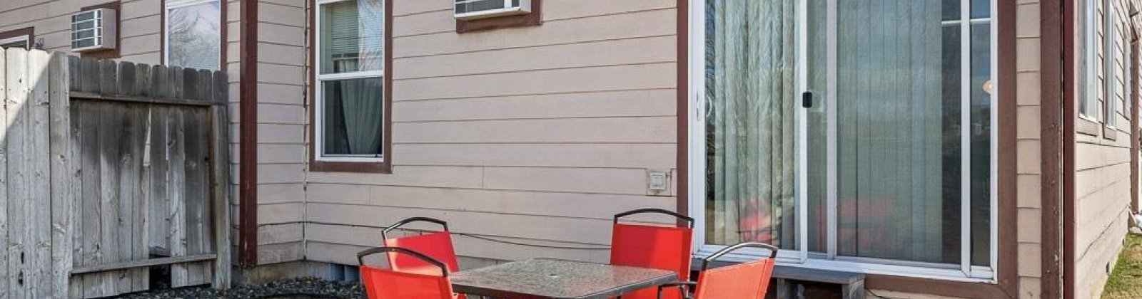 Shoemaker Place, Pullman, Washington 99163, 6 Bedrooms Bedrooms, ,4 BathroomsBathrooms,Duplex,For Sale,Shoemaker Place,285045