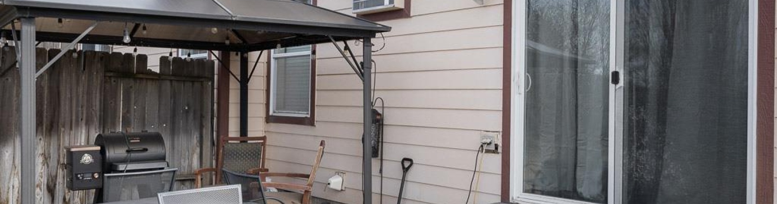 Shoemaker Place, Pullman, Washington 99163, 6 Bedrooms Bedrooms, ,4 BathroomsBathrooms,Duplex,For Sale,Shoemaker Place,285046