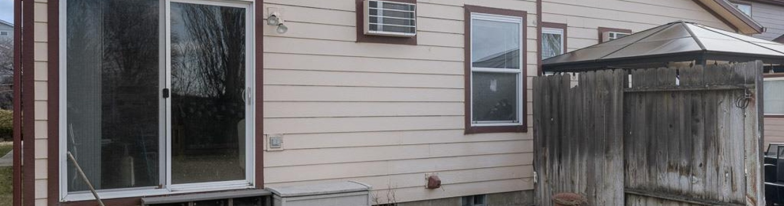 Shoemaker Place, Pullman, Washington 99163, 6 Bedrooms Bedrooms, ,4 BathroomsBathrooms,Duplex,For Sale,Shoemaker Place,285046