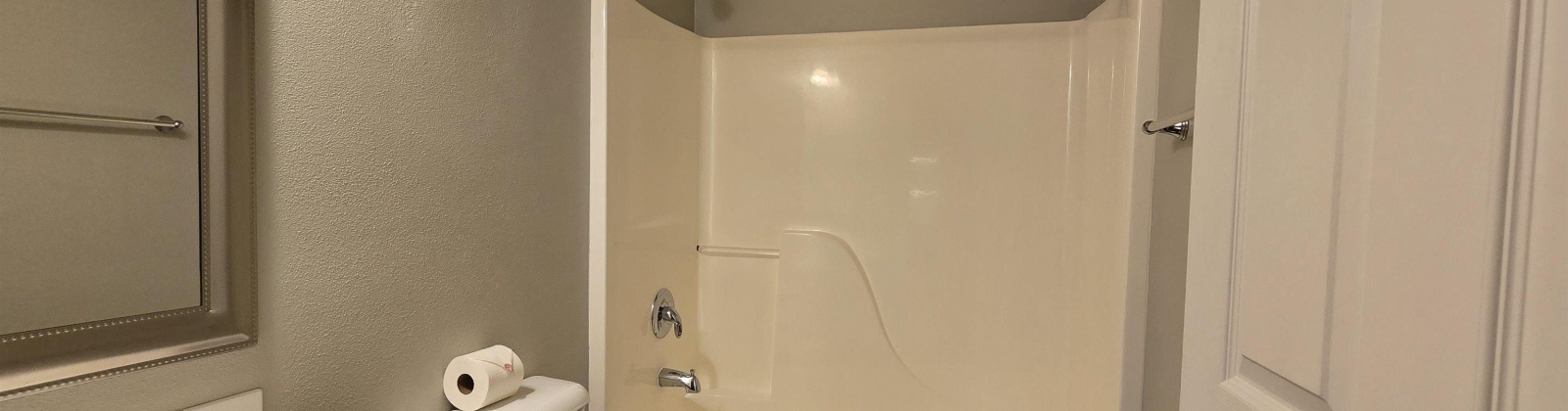11th Avenue, Kennewick, Washington 99336, 3 Bedrooms Bedrooms, ,2 BathroomsBathrooms,Site Built-owned Lot,For Rent,11th Avenue,285069