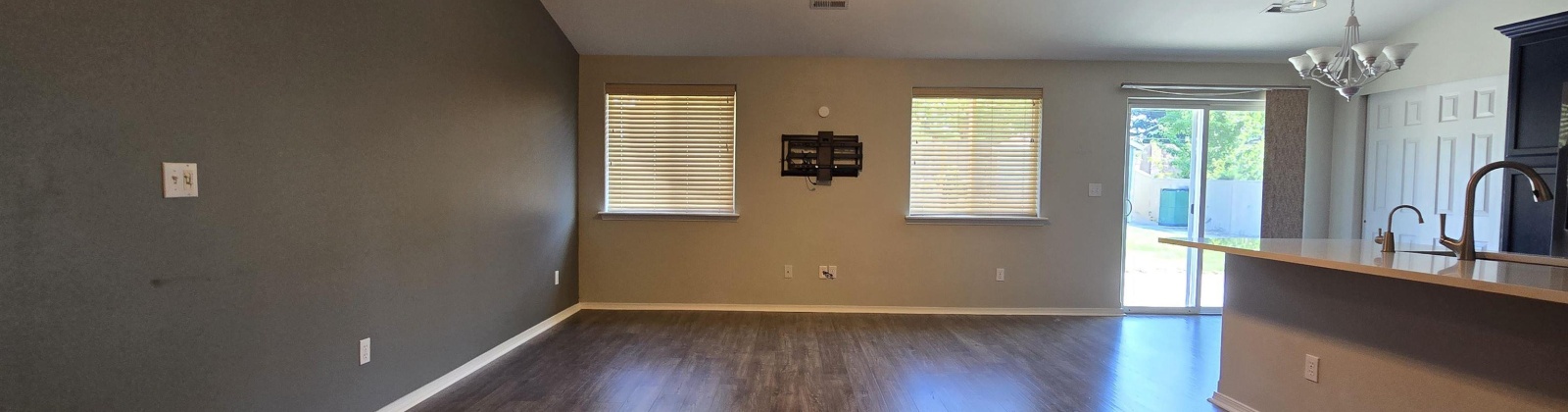 11th Avenue, Kennewick, Washington 99336, 3 Bedrooms Bedrooms, ,2 BathroomsBathrooms,Site Built-owned Lot,For Rent,11th Avenue,285069