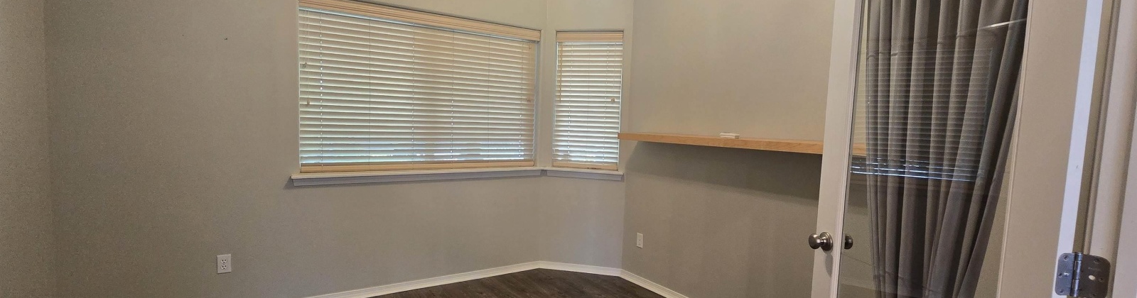 11th Avenue, Kennewick, Washington 99336, 3 Bedrooms Bedrooms, ,2 BathroomsBathrooms,Site Built-owned Lot,For Rent,11th Avenue,285069