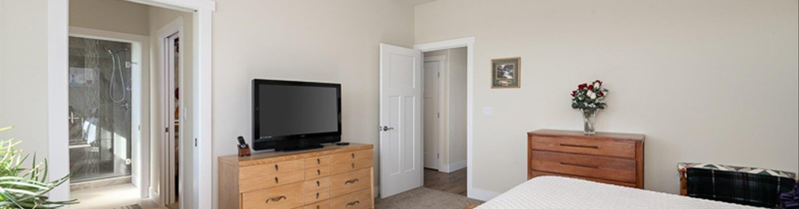 Sherman Street, Kennewick, Washington 99338, 3 Bedrooms Bedrooms, ,2 BathroomsBathrooms,Site Built-owned Lot,For Sale,Sherman Street,285067