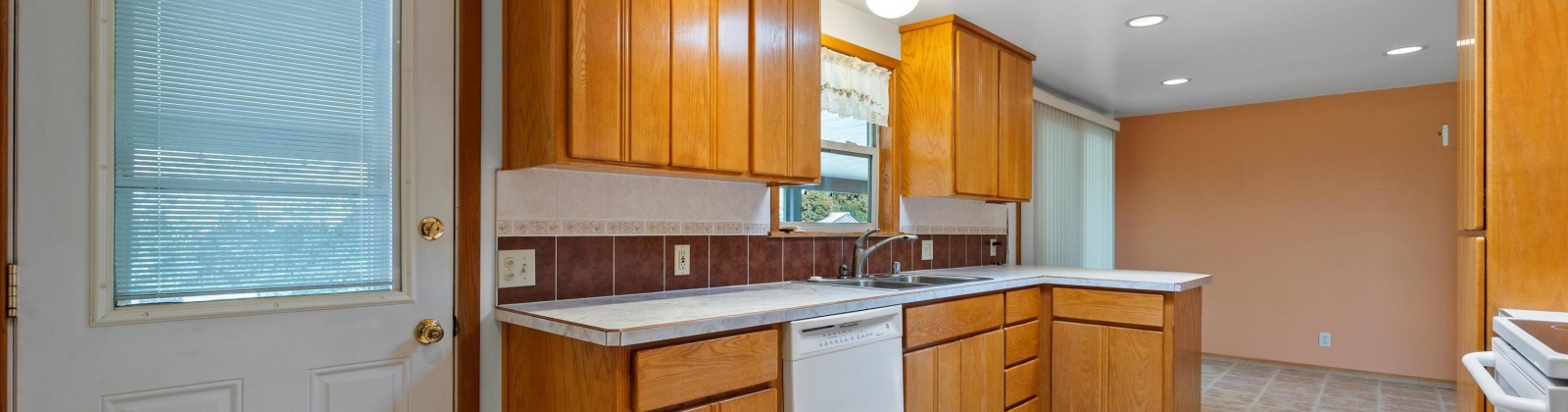 Concord Ave, Grandview, Washington 98930, 3 Bedrooms Bedrooms, ,2 BathroomsBathrooms,Site Built-owned Lot,For Sale,Concord Ave,285091
