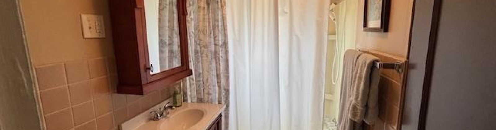 5th St., Grandview, Washington 98930, 3 Bedrooms Bedrooms, ,2 BathroomsBathrooms,Site Built-owned Lot,For Sale,5th St.,285089