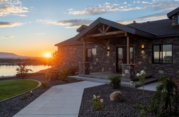 Charolais Trail, Pasco, Washington 99301, 6 Bedrooms Bedrooms, ,4 BathroomsBathrooms,Site Built-owned Lot,For Sale,Charolais Trail,285075