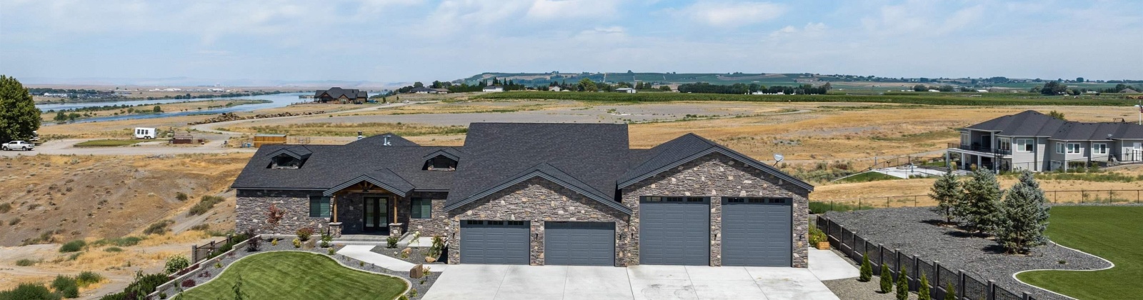 Charolais Trail, Pasco, Washington 99301, 6 Bedrooms Bedrooms, ,4 BathroomsBathrooms,Site Built-owned Lot,For Sale,Charolais Trail,285075