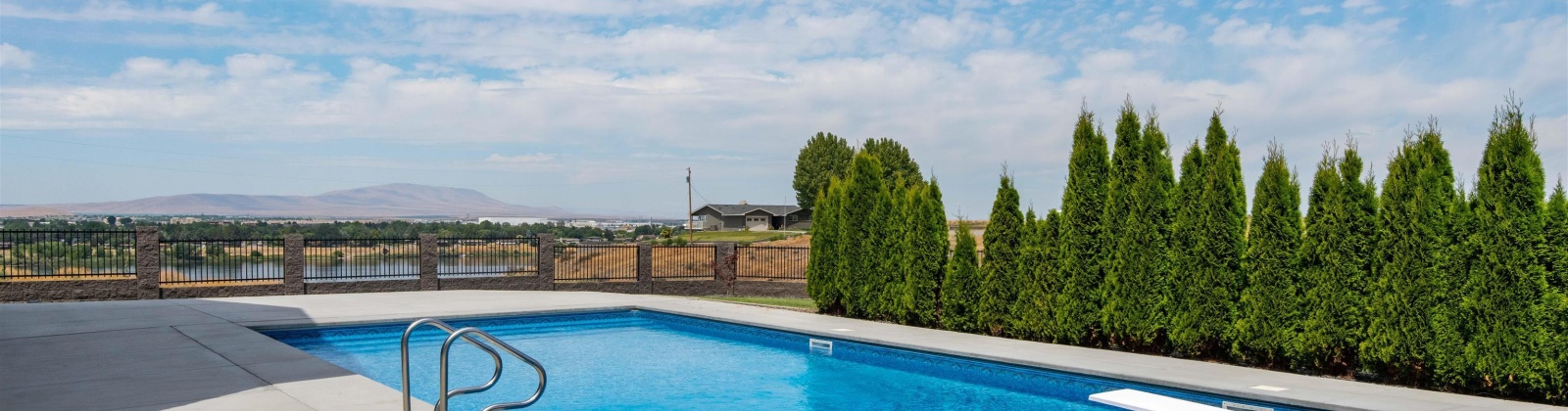 Charolais Trail, Pasco, Washington 99301, 6 Bedrooms Bedrooms, ,4 BathroomsBathrooms,Site Built-owned Lot,For Sale,Charolais Trail,285075